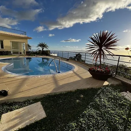 Luxury Villa With Private Heated Pool, Garden And Views Of The Sea And Mountains. Arco da Calheta  Zewnętrze zdjęcie